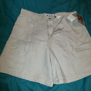 Ladies 14 khaki Jean shorts Columbia nwt